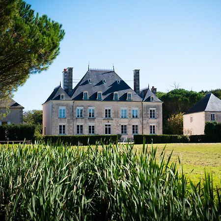 Domaine De La Briouse Bed & Breakfast Sanxay ภายนอก รูปภาพ
